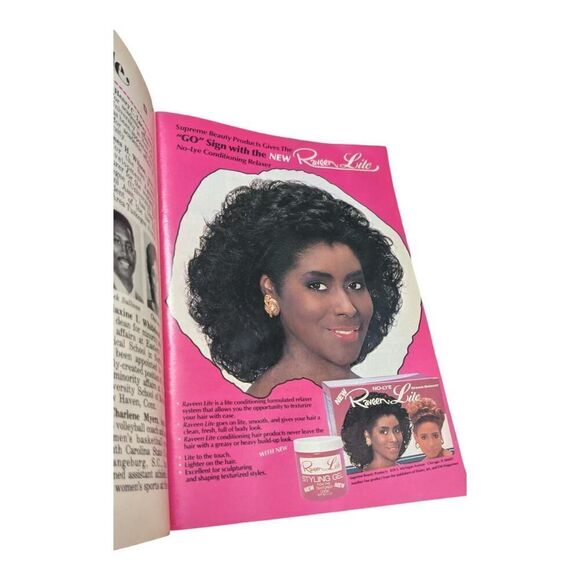 Vintage Jet Magazine October 9 1989 Michael Jordan Bride Juanita Vanoy‎ - Picture 4 of 7